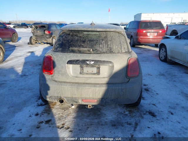 WMWXP5C52G3B15206 Mini 3 Door Cooper