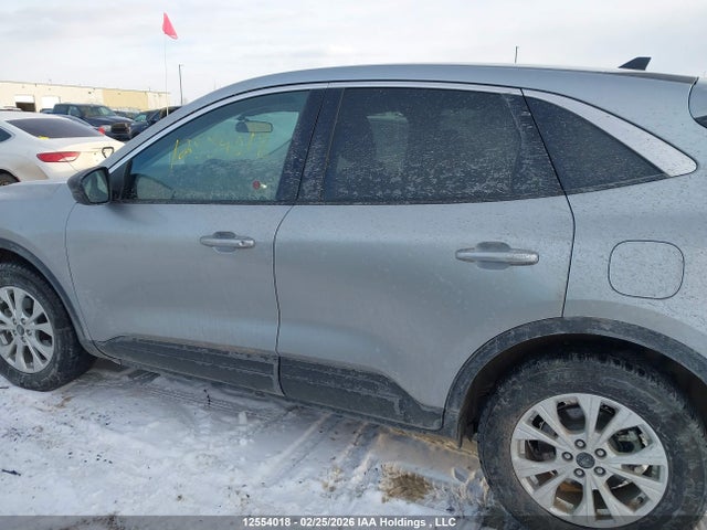 Продажа на аукционе авто 2023 Ford Escape Active, vin: 1FMCU9GN7PUA20476, номер лота: 12554018