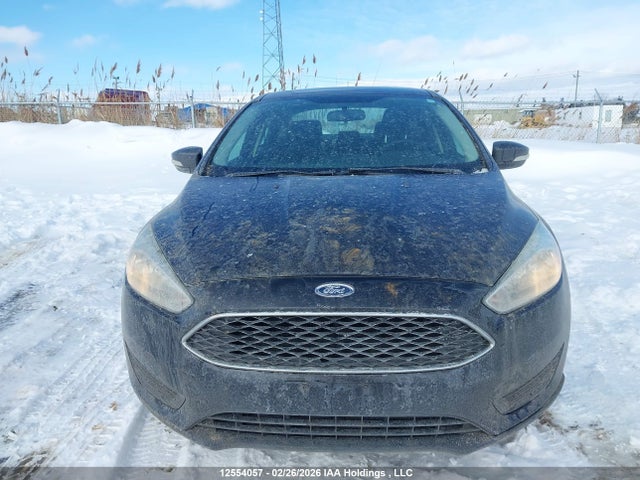 Ford FOCUS SE 2015 1FADP3F22FL327617 Image 12