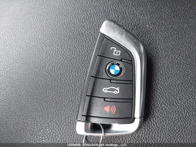 3MW5R7J02L8B26774 BMW 330i Xdrive