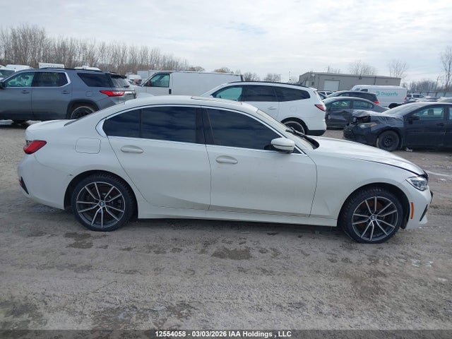 3MW5R7J02L8B26774 BMW 330i Xdrive