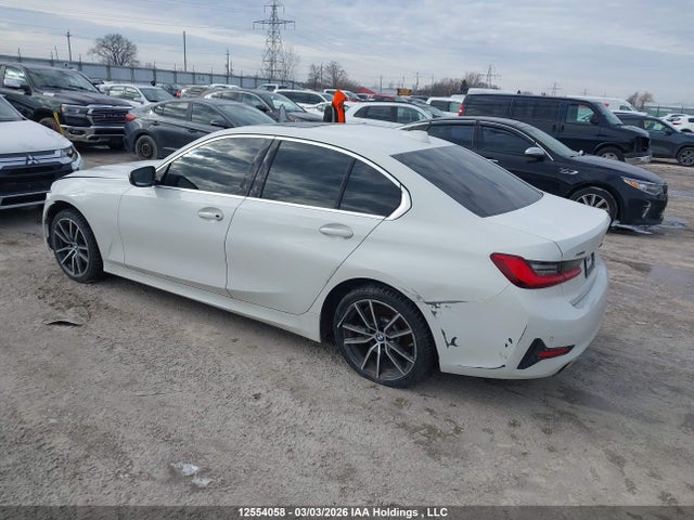 3MW5R7J02L8B26774 BMW 330i Xdrive