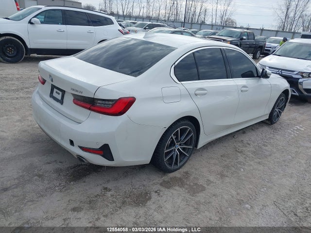 3MW5R7J02L8B26774 BMW 330i Xdrive