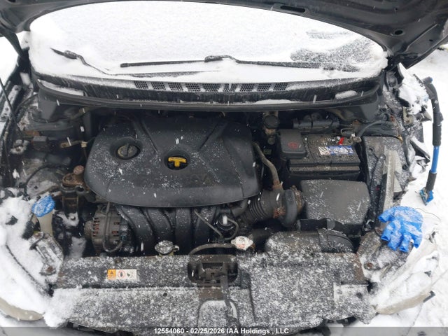 5NPDH4AE3GH713211 Hyundai Elantra L