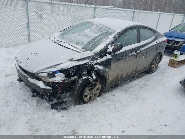 5NPDH4AE3GH713211 Hyundai Elantra L