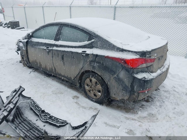 5NPDH4AE3GH713211 Hyundai Elantra L