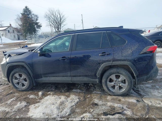 2024 Toyota Rav4 მანქანა იყიდება აუქციონზე, vin: 2T3R1RFV5RW429333, აუქციონის ნომერი: 12554072