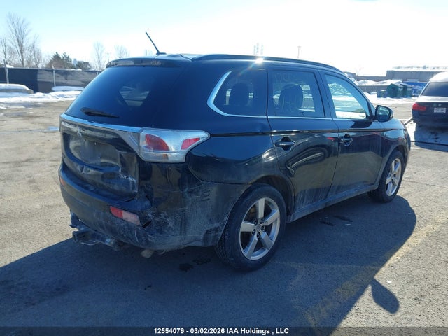JA4JZ4AX9EZ600557 Mitsubishi OUTLANDER GT
