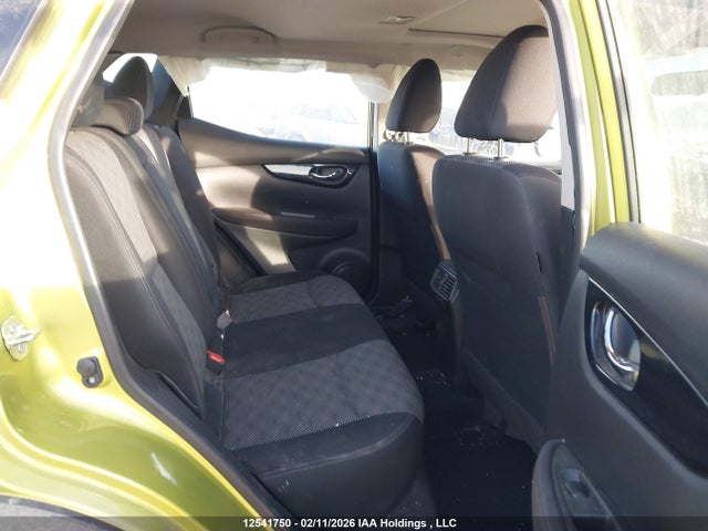 JN1BJ1CR8JW261285 Nissan Qashqai S/sl/sv