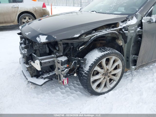 JM1BM1W32E1131548 Mazda Mazda3 Gt-sky