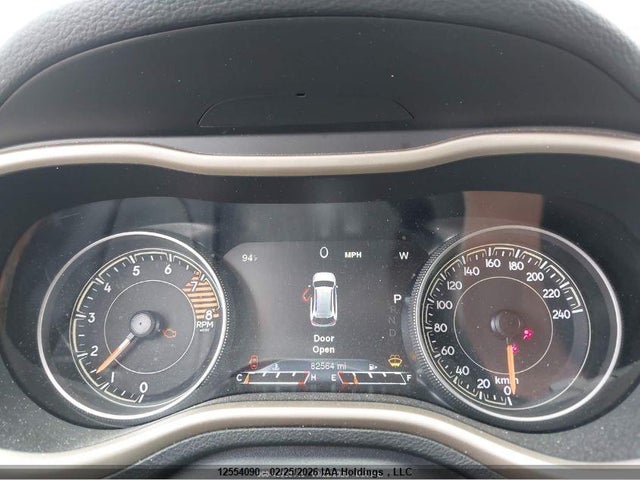 1C4PJMDX0JD581097 Jeep Cherokee Limited