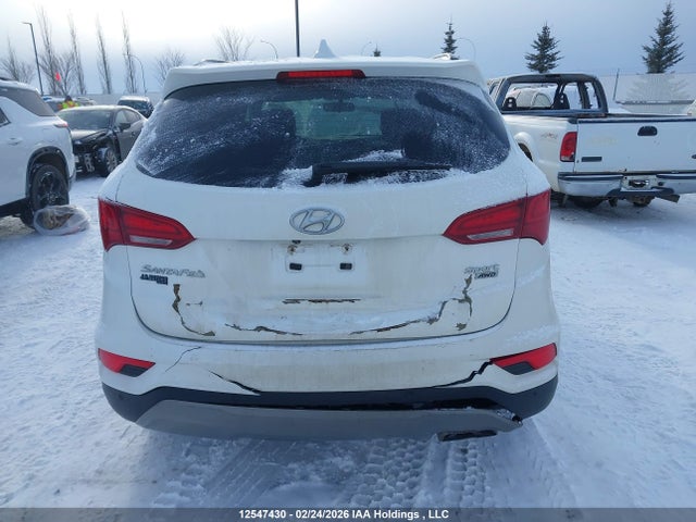 5NMZUDLB3JH053342 Hyundai Santa Fe Sport 2.4 Premium