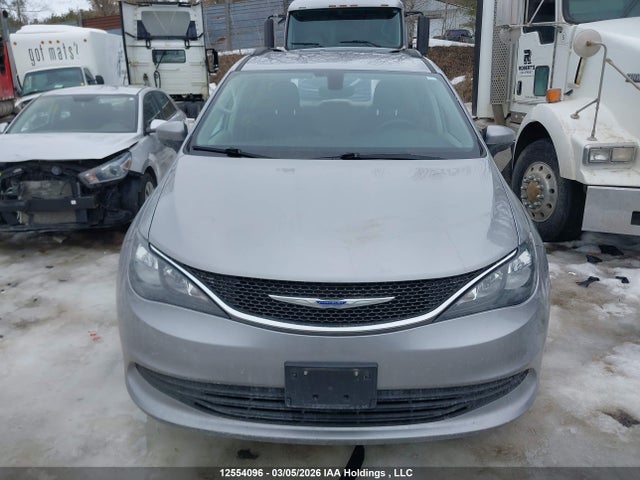 2019 Chrysler Pacifica Touring მანქანა იყიდება აუქციონზე, vin: 2C4RC1DG9KR584662, აუქციონის ნომერი: 12554096