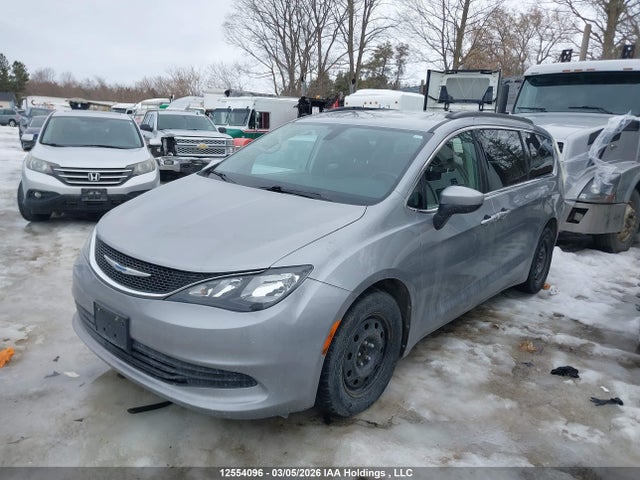 2019 Chrysler Pacifica Touring მანქანა იყიდება აუქციონზე, vin: 2C4RC1DG9KR584662, აუქციონის ნომერი: 12554096