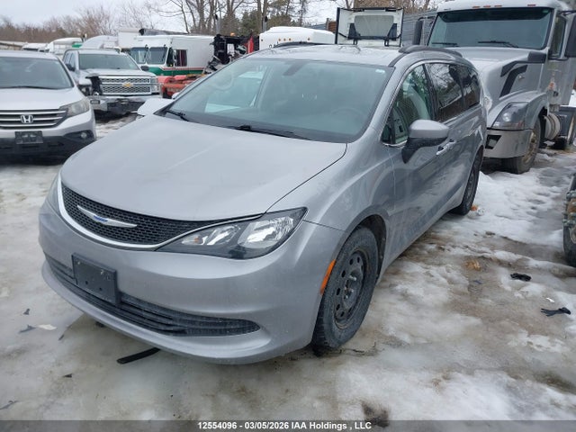 2019 Chrysler Pacifica Touring მანქანა იყიდება აუქციონზე, vin: 2C4RC1DG9KR584662, აუქციონის ნომერი: 12554096