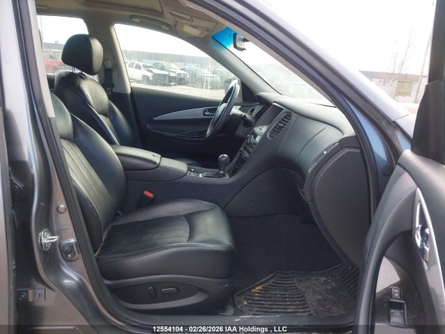 JN1BJ0RR6HM404466 Infiniti QX50