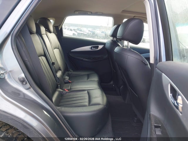 JN1BJ0RR6HM404466 Infiniti QX50
