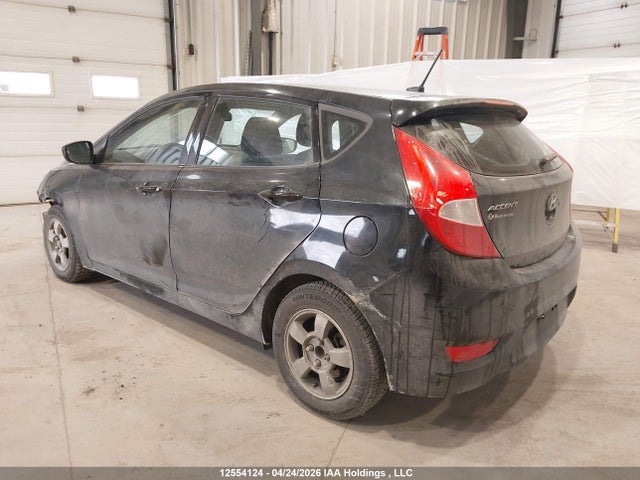 2016 Hyundai Accent Gl მანქანა იყიდება აუქციონზე, vin: KMHCT5AE4GU261688, აუქციონის ნომერი: 12554124