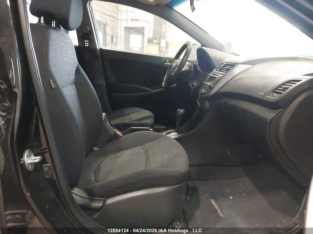 2016 Hyundai Accent Gl მანქანა იყიდება აუქციონზე, vin: KMHCT5AE4GU261688, აუქციონის ნომერი: 12554124
