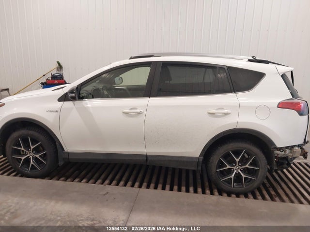JTMJJREVXJD173626 Toyota Rav4 Hybrid Se