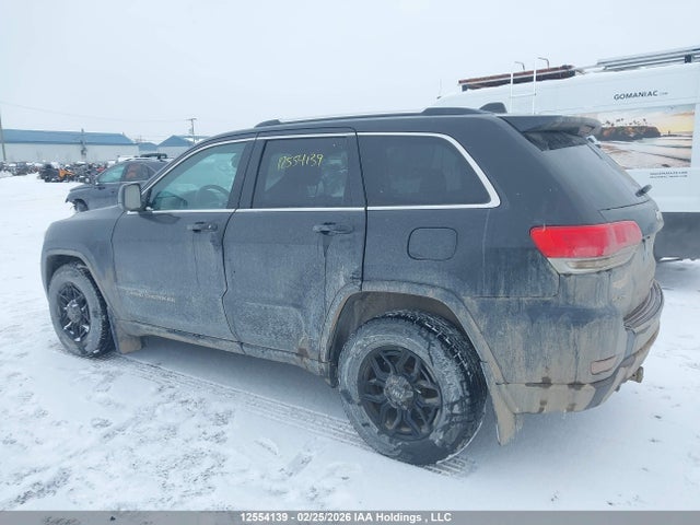 1C4RJFAGXFC751228 Jeep Grand Cherokee Laredo