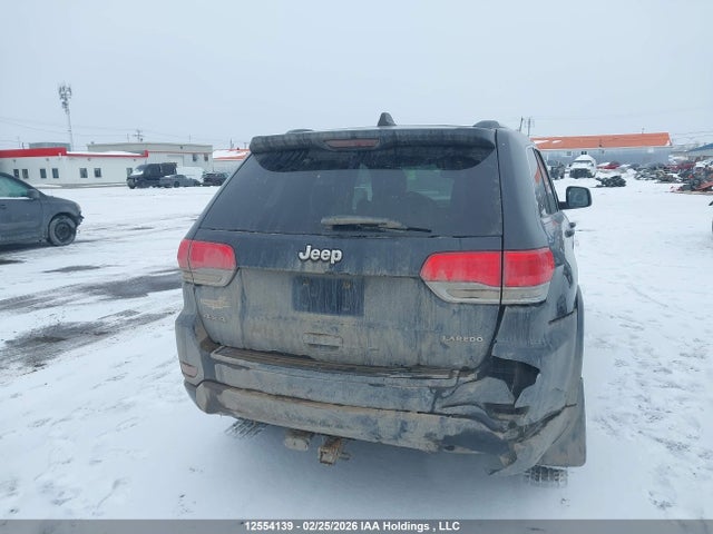1C4RJFAGXFC751228 Jeep Grand Cherokee Laredo