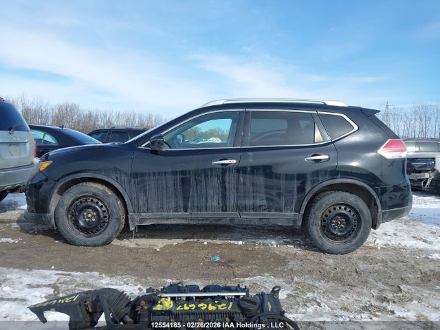 5N1AT2MV0GC800685 Nissan ROGUE SV