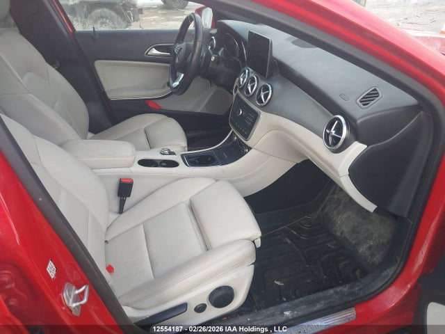 WDCTG4GB0HJ339865 Mercedes-Benz Gla 250 4matic