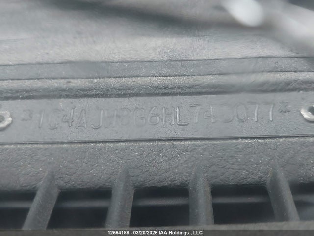 1C4AJWBG6HL740077 Jeep Wrangler Sahara