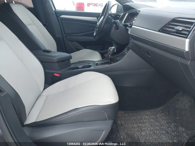 3VWE57BU9KM065359 Volkswagen Jetta