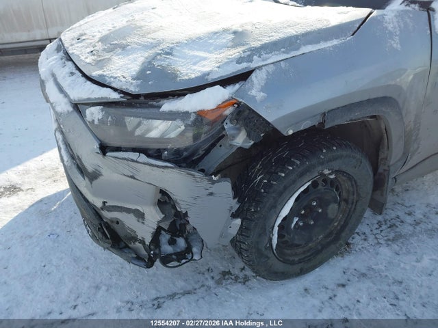 12554207 :رقم المزاد ، 2T3B1RFV8LC061613 vin ، 2020 Toyota Rav4 Le مزاد بيع