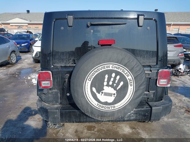 1C4BJWEG0HL689403 Jeep Wrangler Unlimited Sahara