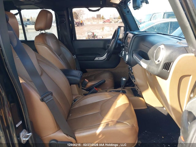 1C4BJWEG0HL689403 Jeep Wrangler Unlimited Sahara