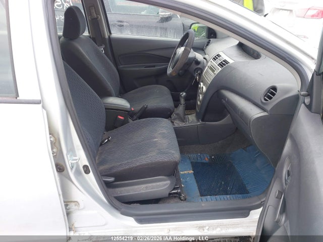12554219 :رقم المزاد ، JTDBT923091313441 vin ، 2009 Toyota Yaris مزاد بيع