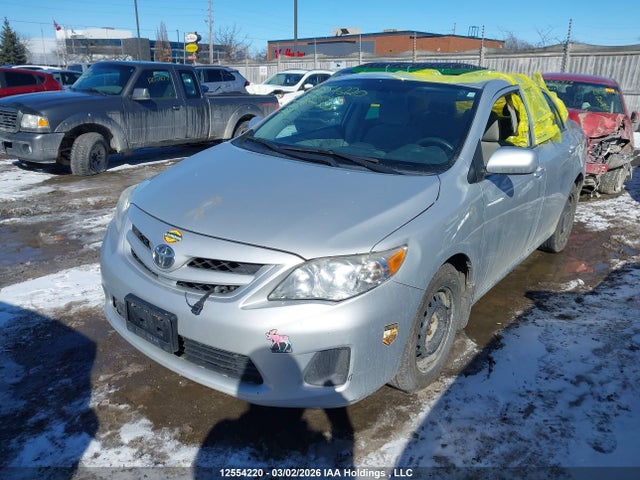 2013 Toyota Corolla მანქანა იყიდება აუქციონზე, vin: 2T1BU4EE7DC070888, აუქციონის ნომერი: 12554220