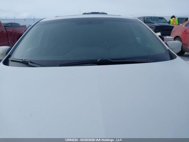 2013 Acura Ilx 24 Premium მანქანა იყიდება აუქციონზე, vin: 19VDE2E53DE400241, აუქციონის ნომერი: 12554224