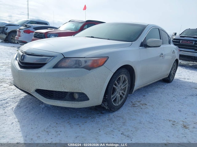 2013 Acura Ilx 24 Premium მანქანა იყიდება აუქციონზე, vin: 19VDE2E53DE400241, აუქციონის ნომერი: 12554224