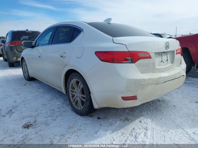 2013 Acura Ilx 24 Premium მანქანა იყიდება აუქციონზე, vin: 19VDE2E53DE400241, აუქციონის ნომერი: 12554224