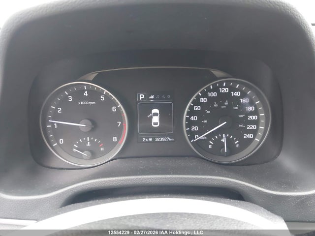 KMHD84LF4JU581557 Hyundai Elantra Sel/value/limited