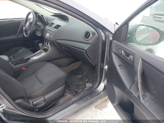 2011 Mazda 3 I მანქანა იყიდება აუქციონზე, vin: JM1BL1KF0B1415792, აუქციონის ნომერი: 12554236