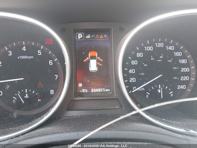 5XYZUDLA1HG471135 Hyundai SANTA FE SPORT