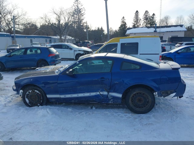12554241 :رقم المزاد ، 1ZVFT80N375327322 vin ، 2007 Ford Mustang مزاد بيع