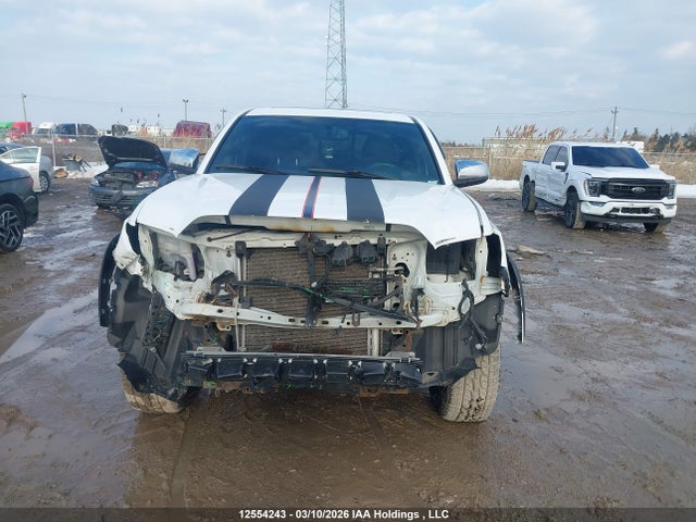 5TFHZ5BNXGX003598 Toyota Tacoma Limited
