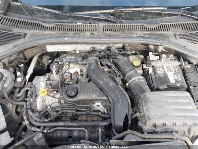 3VWGM7BU6PM037764 Volkswagen Jetta Highline