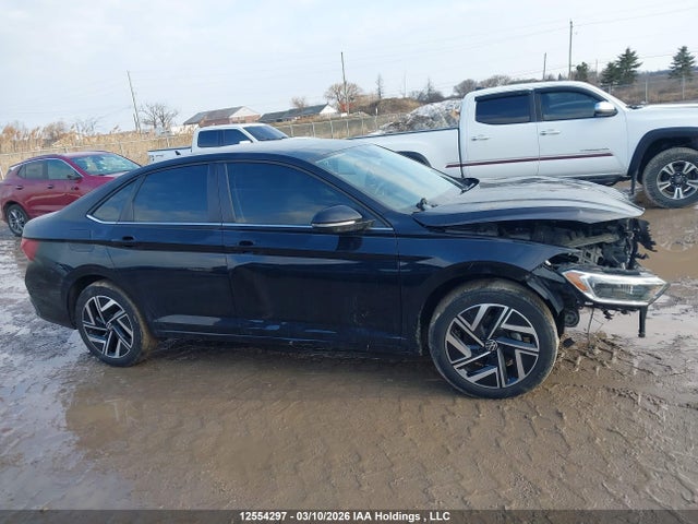 3VWGM7BU6PM037764 Volkswagen Jetta Highline