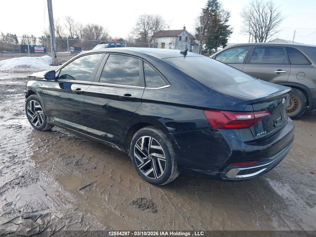 3VWGM7BU6PM037764 Volkswagen Jetta Highline