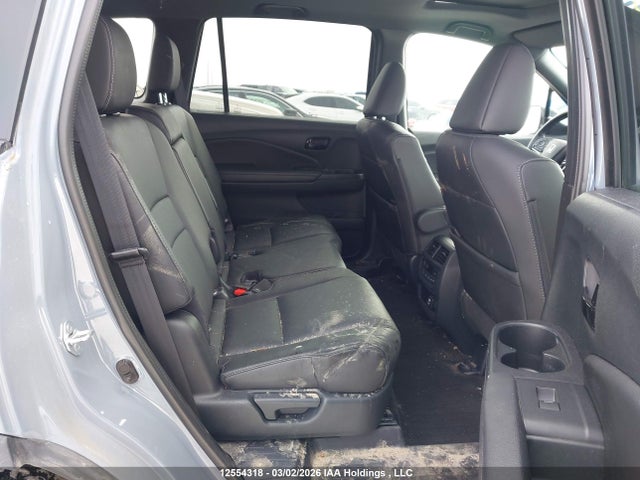 Продажа на аукционе авто 2023 Honda Passport Touring, vin: 5FNYF8H94PB500435, номер лота: 12554318