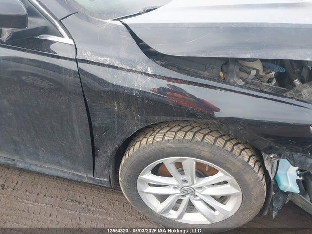 Продажа на аукционе авто 2021 Volkswagen Passat Highline, vin: 1VWBA7A33MC013575, номер лота: 12554323
