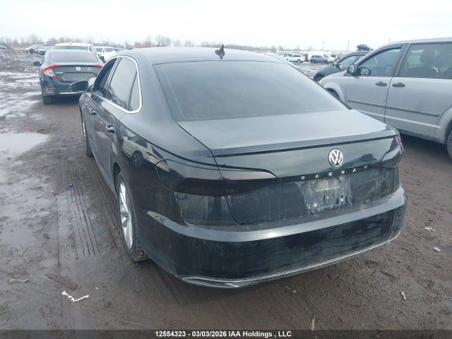Продажа на аукционе авто 2021 Volkswagen Passat Highline, vin: 1VWBA7A33MC013575, номер лота: 12554323