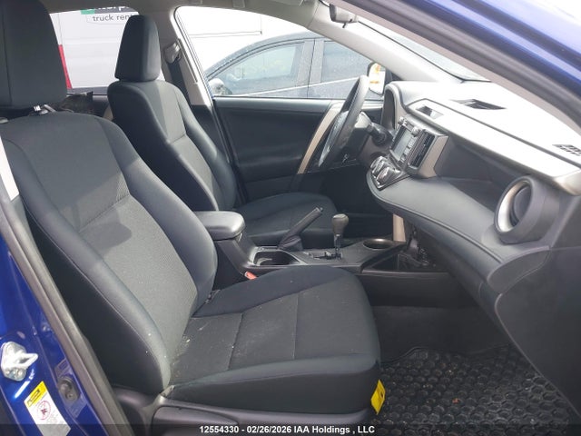 2015 Toyota Rav4 Le მანქანა იყიდება აუქციონზე, vin: 2T3BFREV6FW388839, აუქციონის ნომერი: 12554330